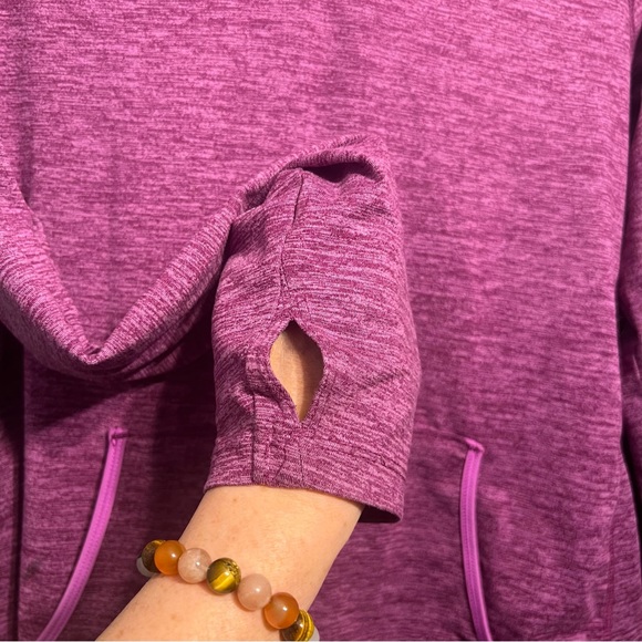 Free2B L Lilac Hoody Pocket on front Sleeve with Finger Loop - Picture 7 of 8